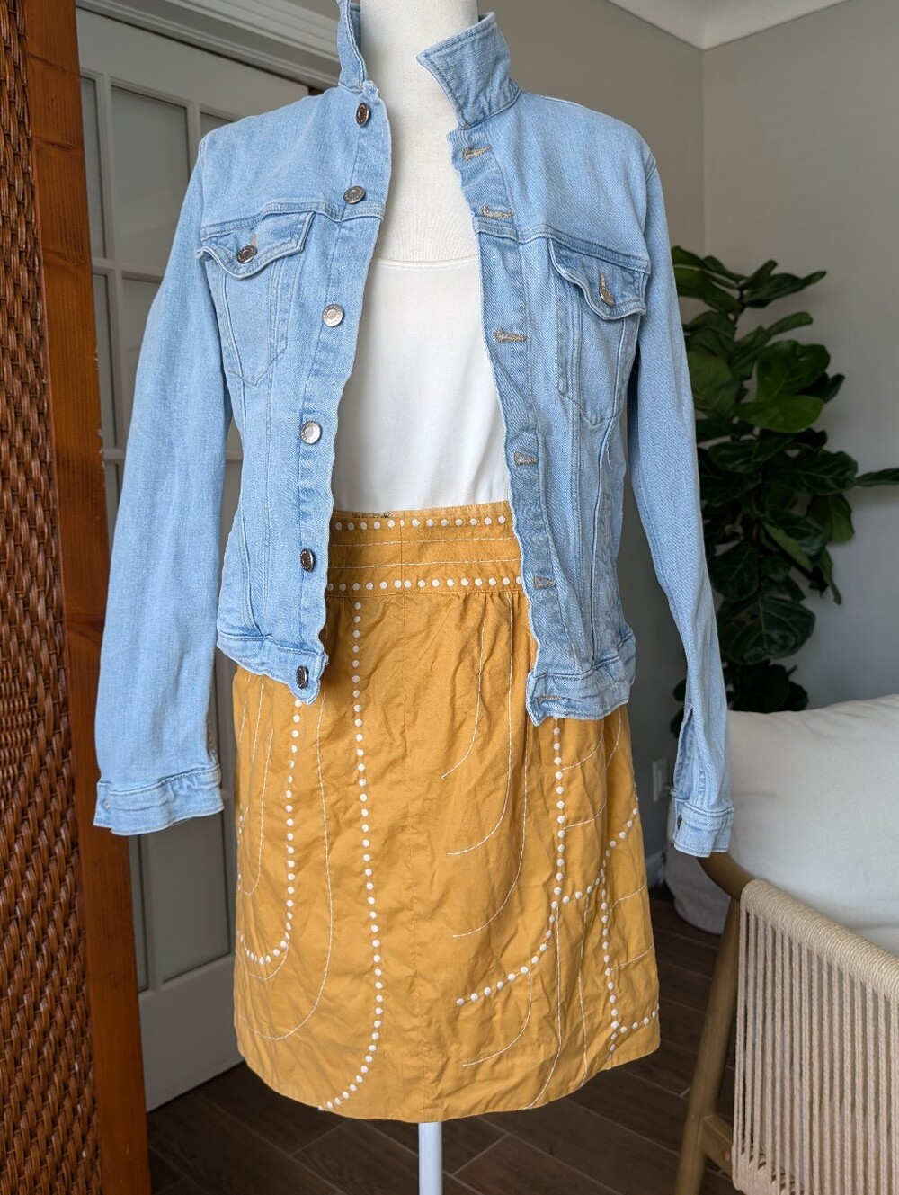 Anthropologie Floreat Women’s Yellow Embroidered A-Line Skirt - 10
